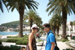 Jadranka und Jadranko beim Erkunden von Split. Man kann Jadrankos Begeisterung direkt spüren ;) Split Strandpromenade