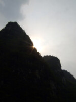 Die Sonne hat sich hinter den Karstbergen in Yangshuo leider viel zu selten blicken lassen Yangshuo Sonnenschein